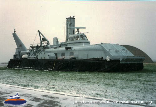 BH7 being moved to The Hovercraft Museum -  (credit: The <a href='http://www.hovercraft-museum.org/' target='_blank'>Hovercraft Museum Trust</a>).